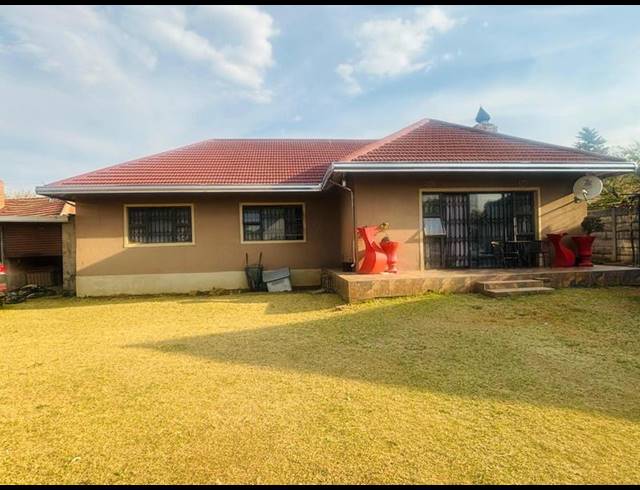 3 BEDROOM PROPERTY TO RENT IN CRESWELL PARK